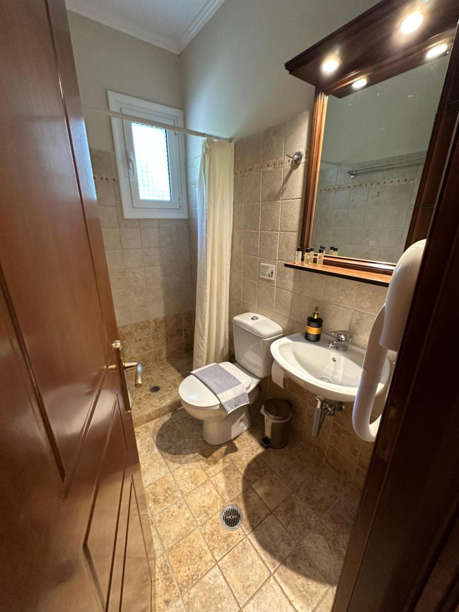 Karya Studios Karia  Экстерьер фото